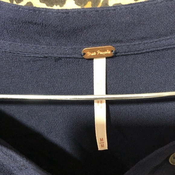 Free people long sleeve blue‎ size medium - Picture 2 of 2